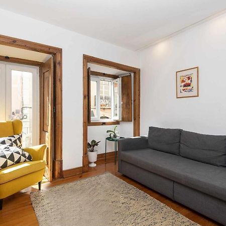 Typical Portuguese Apartment In Sao Bento Lissabon Buitenkant foto