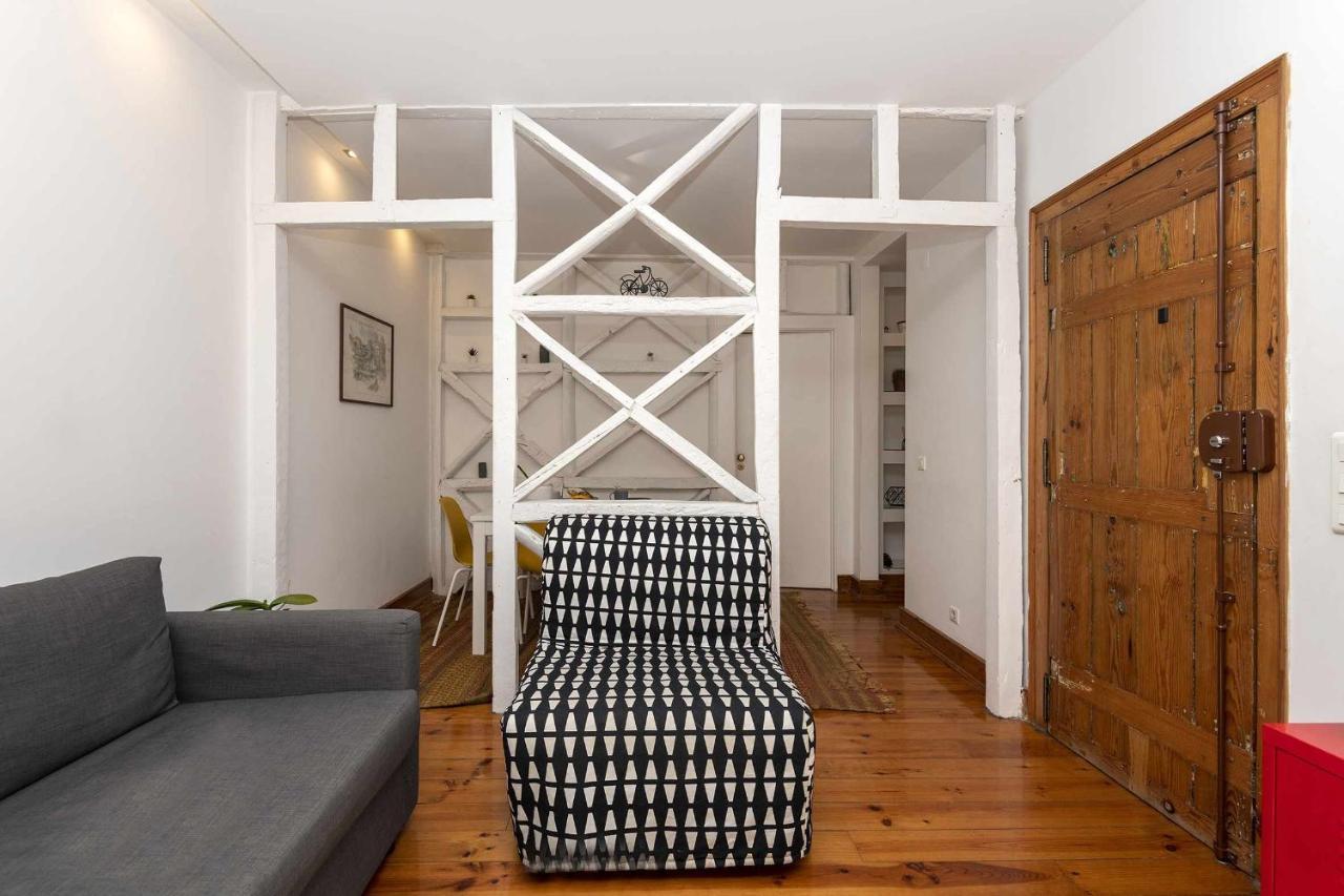 Typical Portuguese Apartment In Sao Bento Lissabon Buitenkant foto