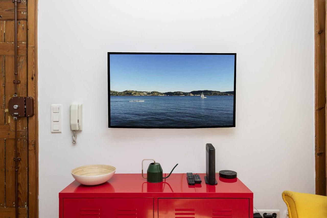 Typical Portuguese Apartment In Sao Bento Lissabon Buitenkant foto