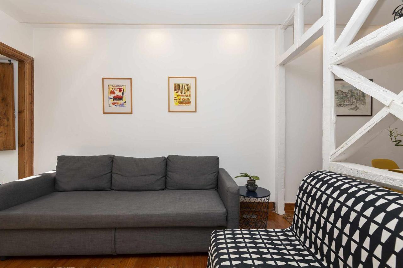 Typical Portuguese Apartment In Sao Bento Lissabon Buitenkant foto