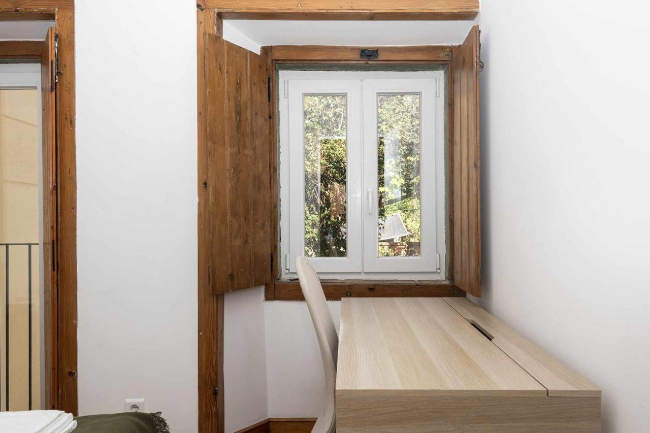 Typical Portuguese Apartment In Sao Bento Lissabon Buitenkant foto
